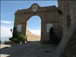 Porta di accesso la Castello di Piticchio